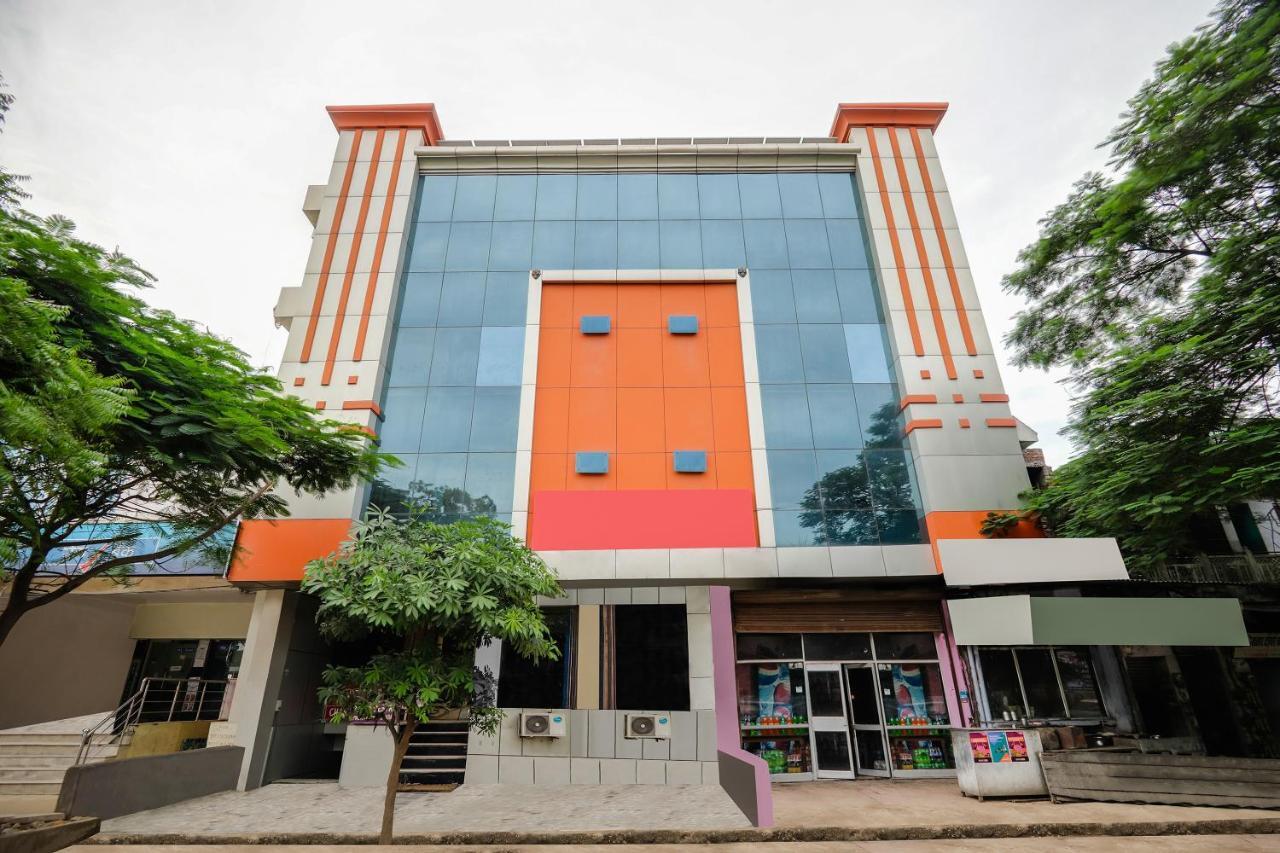 Spot On 47257 Hotel Pinky Spot Dausa ภายนอก รูปภาพ